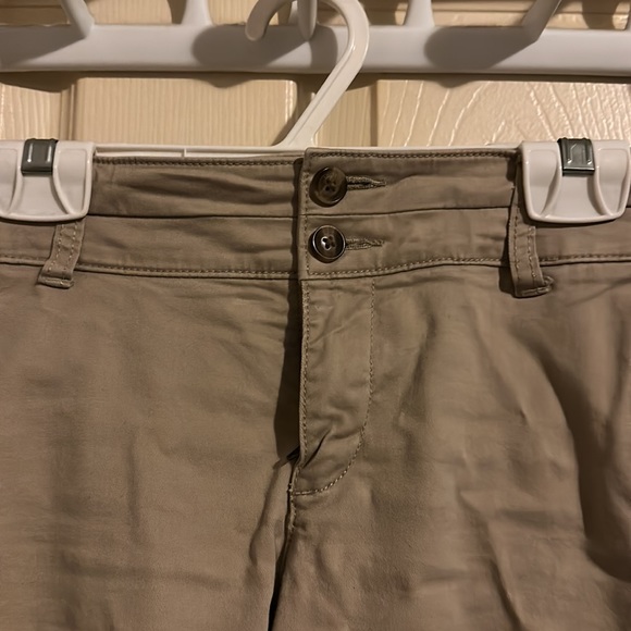 American Eagle Khaki Pants - Picture 3 of 5